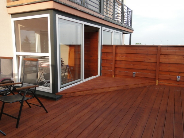 ZAMOŚĆ - TARAS MODRZEW SYBERYJSKI KOLOR TEAK