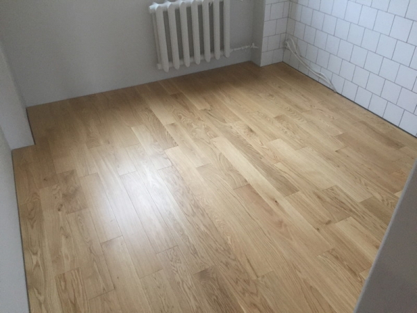 ZAMOŚĆ- podłoga dąb lity country lakier