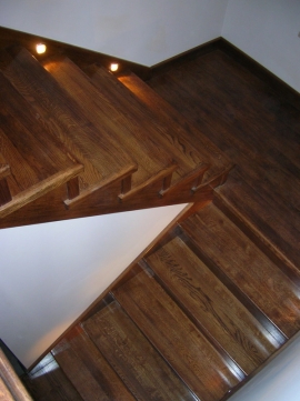 okolice ZAMOŚCIA schody dąb kolor dąb stary