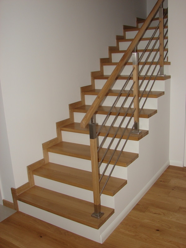 WARSZAWA - schody dąb naturalny