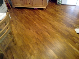 ZAMOŚĆ-podłoga teak 3-lamelowy lakierowany