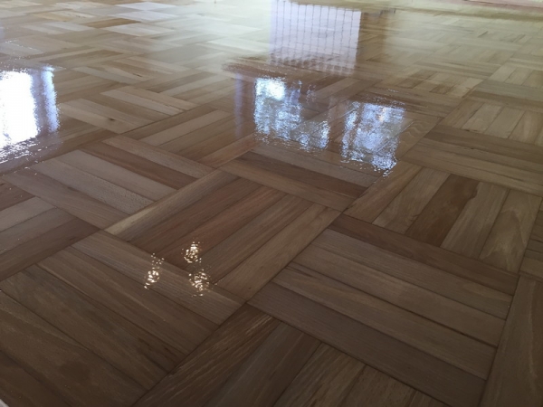 CYKLINOWANIE I LAKIEROWANIE ZAMOŚĆ