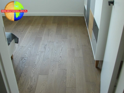 ZAMOŚĆ - DĄB VULCANO - DESKA SZCZOTKOWANA OLEJOWOSK CZTEROSTRONNA FAZA