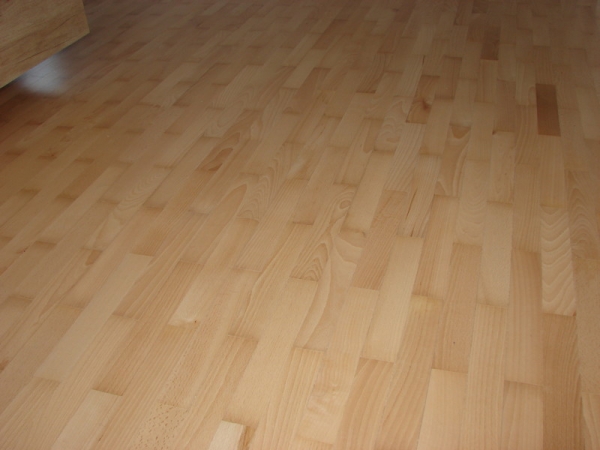 WARSZAWA- parkiet buk lakierowany