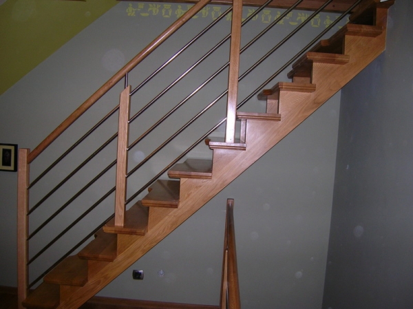 TOMASZ&Oacute;W LUBELSKI - schody dąb naturlany