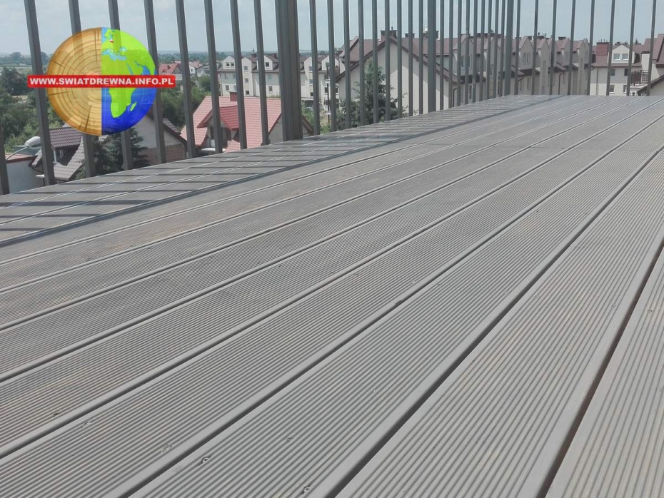 ZAMOŚĆ - TARAS BALKON MODRZEW SYBERYJSKI KOLOR GRAFIT