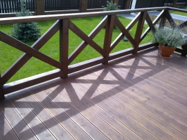 RACHANIE - TARAS MODRZEW SYBERYJSKI KOLOR PALISANDER + BALUSTRADA