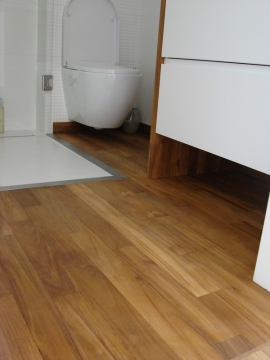 LIPINY okolice BIŁGORAJA - podłoga teak olej łazienka