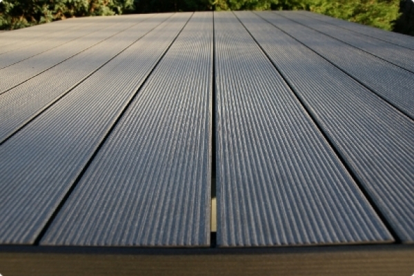 Podłogi tarasowe kompozytowe