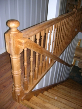 ZAMOŚĆ- schody dąb naturalny